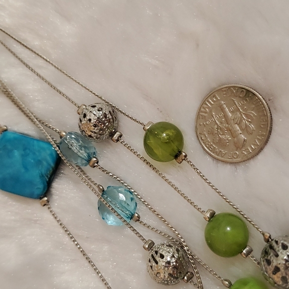 3 strand Necklace silvertone green teal beads and baubles Findings - Picture 3 of 7